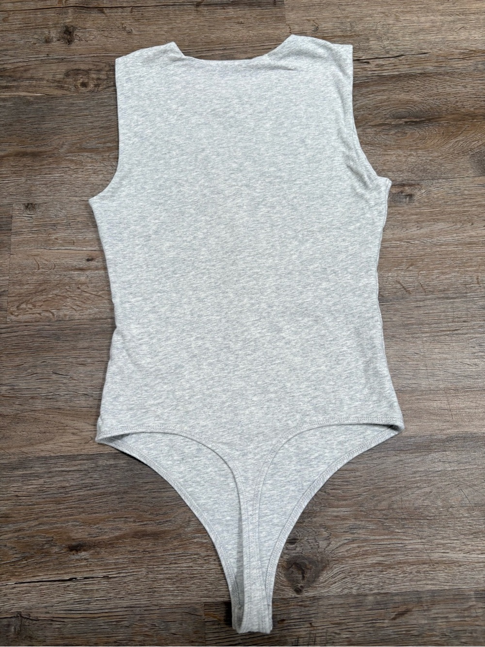 Abercrombie & Fitch Light Gray Sleeveless Bodysuit - Picture 2 of 4
